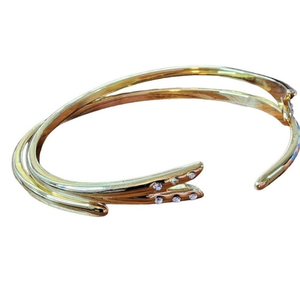 NWOT, Michelle Campbell, Gold Plated Talon Bracelet, lated, 2 1/2 across length